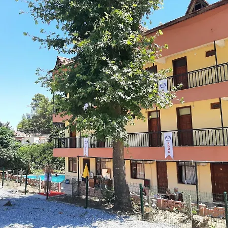Hotel Ez *